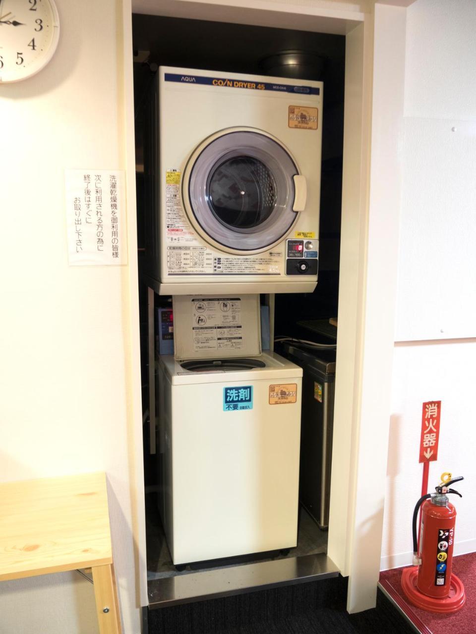 טוקיו Capsule Hotel Hatagoya מראה חיצוני תמונה